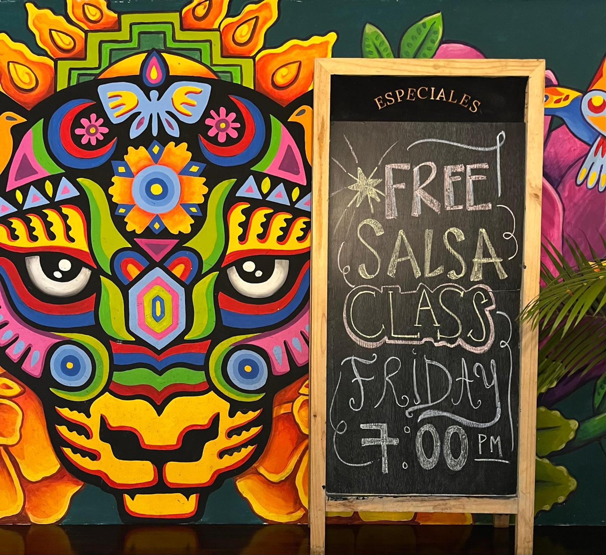 Casa Kiwi Hostel Medellin Exterior photo